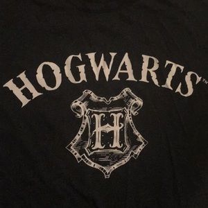 HARRY POTTER HOGWARTS T-shirt